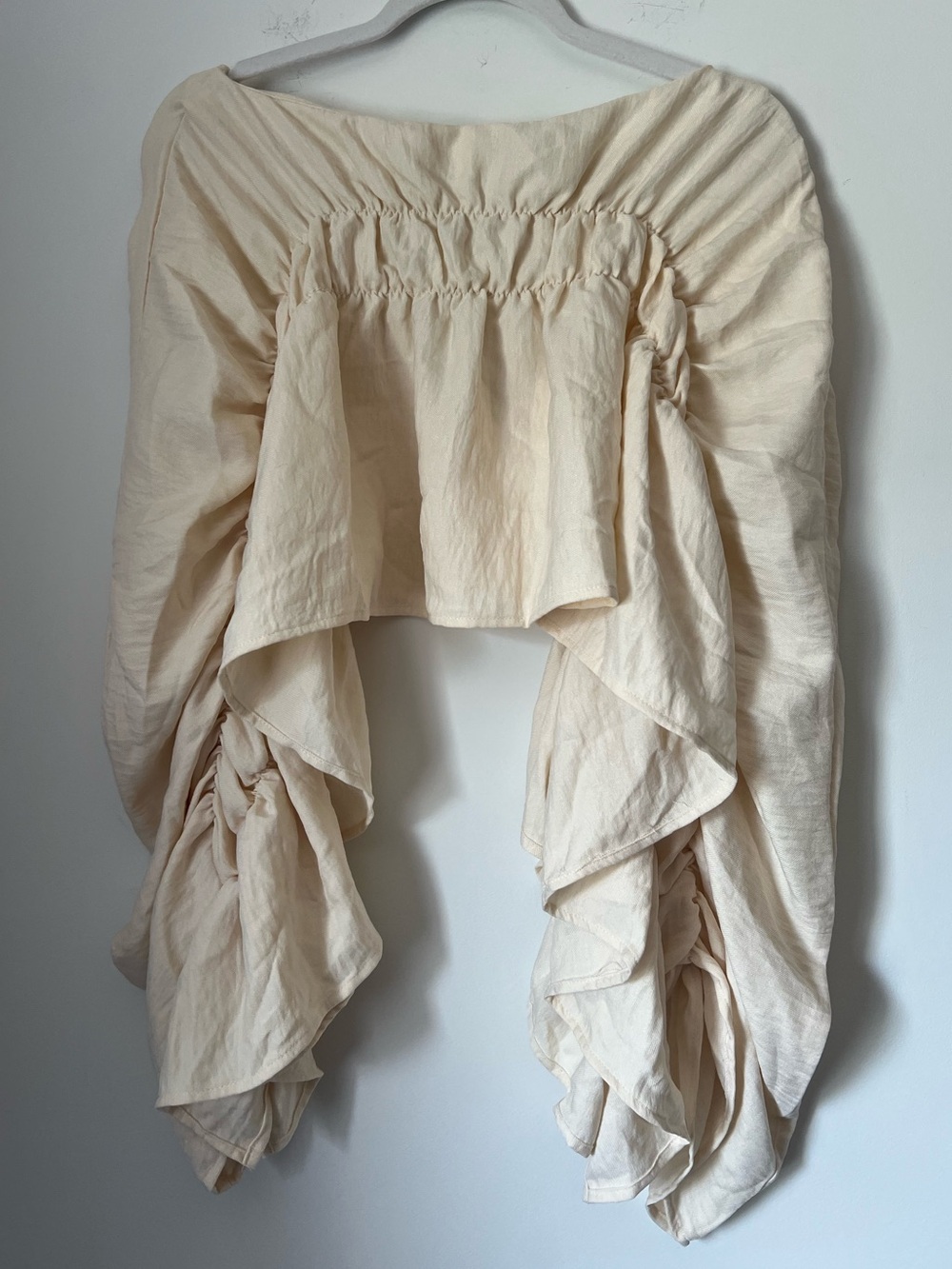 Musera Statement Cream Ruched Crop Blouse NEW Boho Chic Modern Romantic - Picture 9 of 11